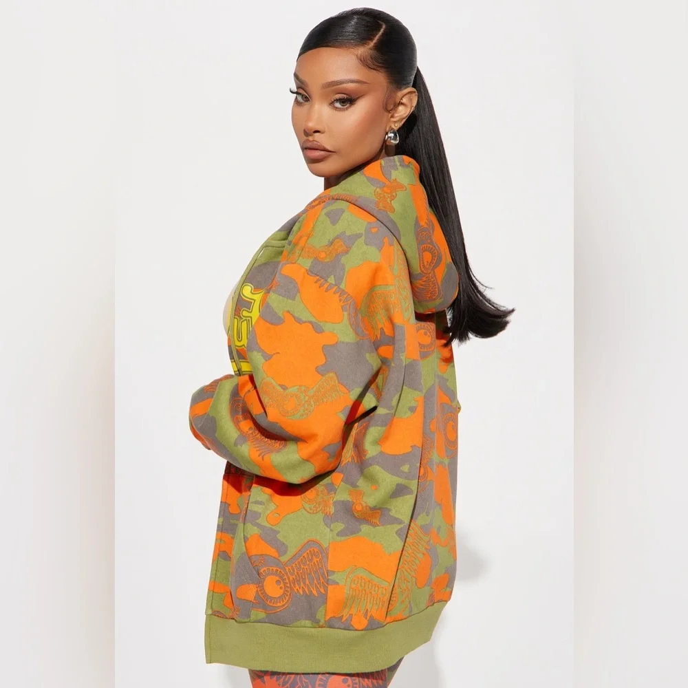 Von Dutch Camo Full-Zip Front Hoodie in the "Orange/Yellow" Color-way Sz L
NWT - Picture 2 of 6